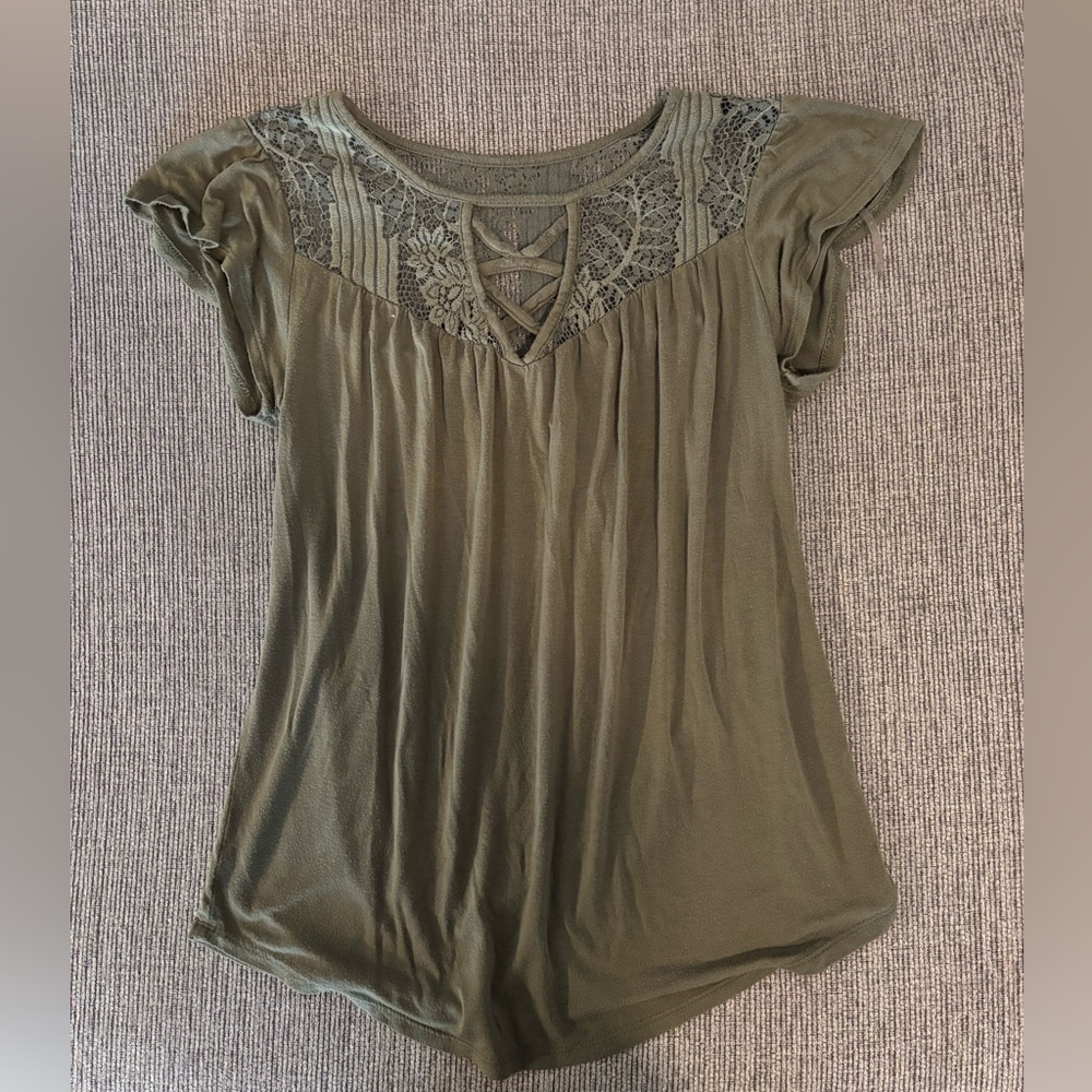 Green blouse with lace top